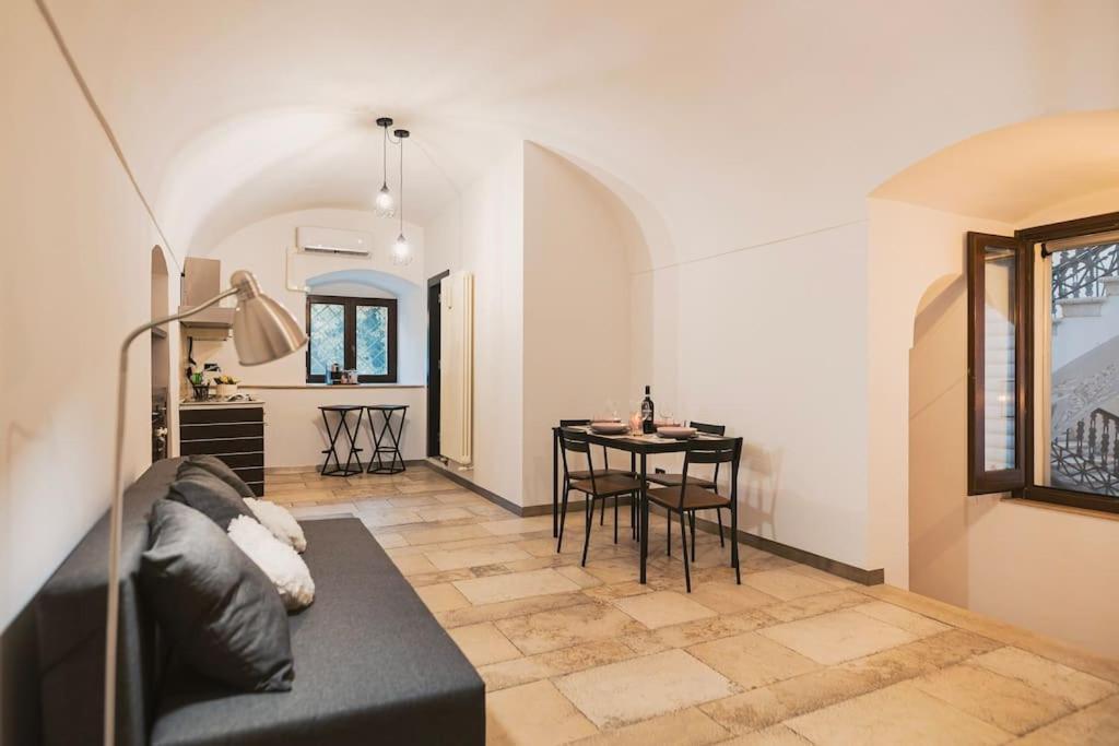 Trani -Suite ❉Marmor - Elegante Casa Storica ❉ Eksteriør bilde